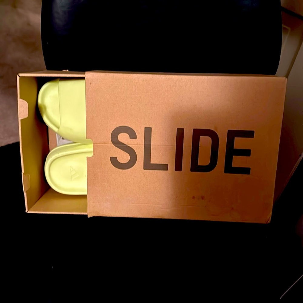 Yeezy Size 9 Slides Neon